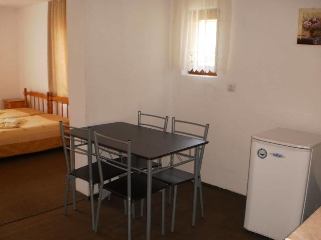 Ivet Guest House Obzor Exteriér fotografie